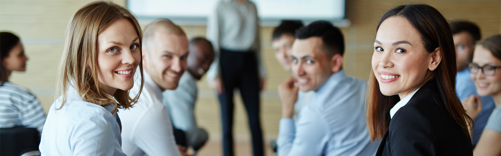 Three Reasons Why You Should put Employees First(00)